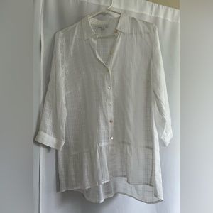 JJill tunic top, white, windowpane type fabric. 100% cotton.